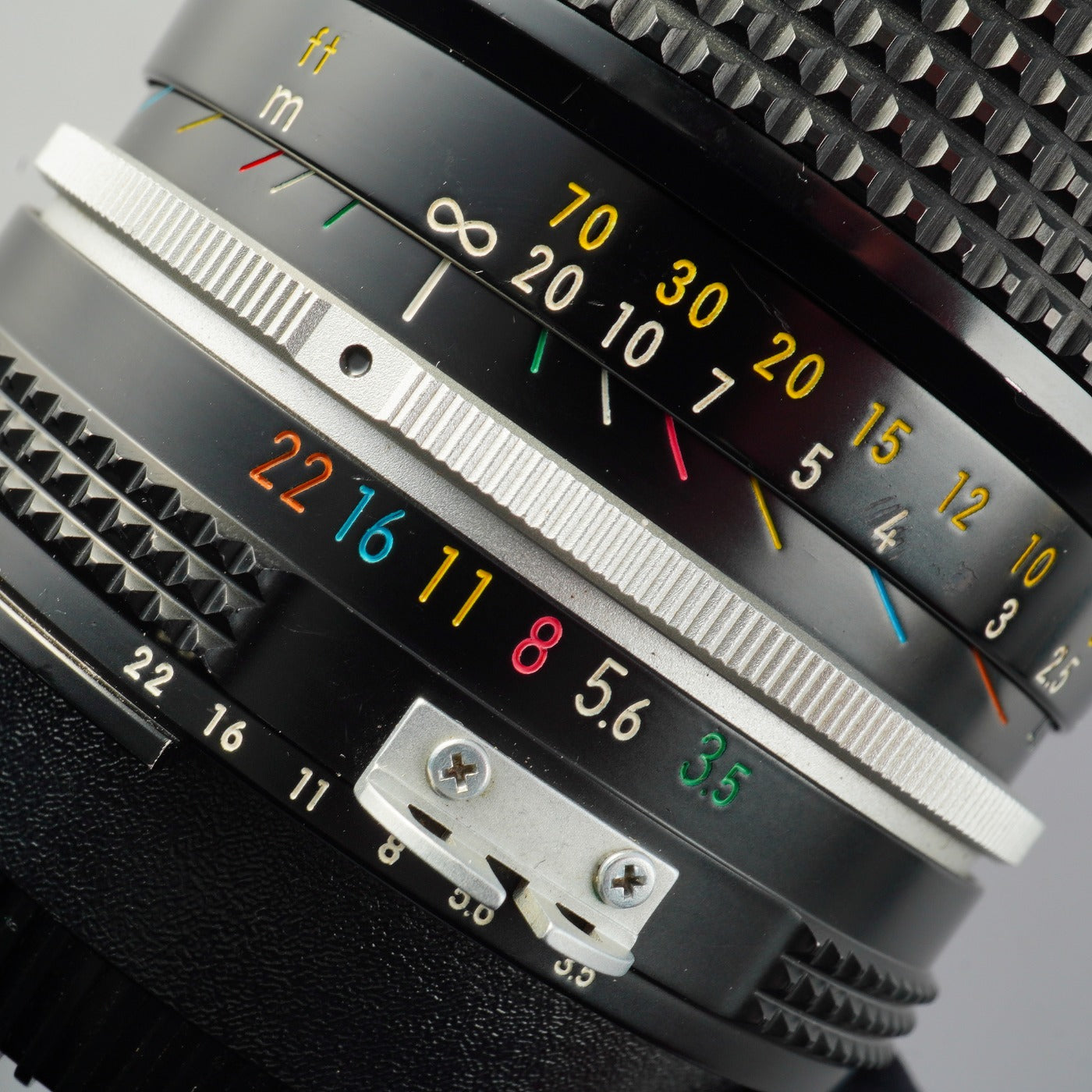 Nikon Ai Zoom-NIKKOR 43-86mm F/3.5 ズームレンズ