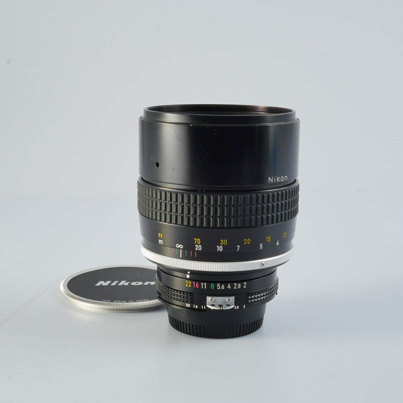 Nikon Ai NIKKOR 135mm F/2 単焦点レンズ