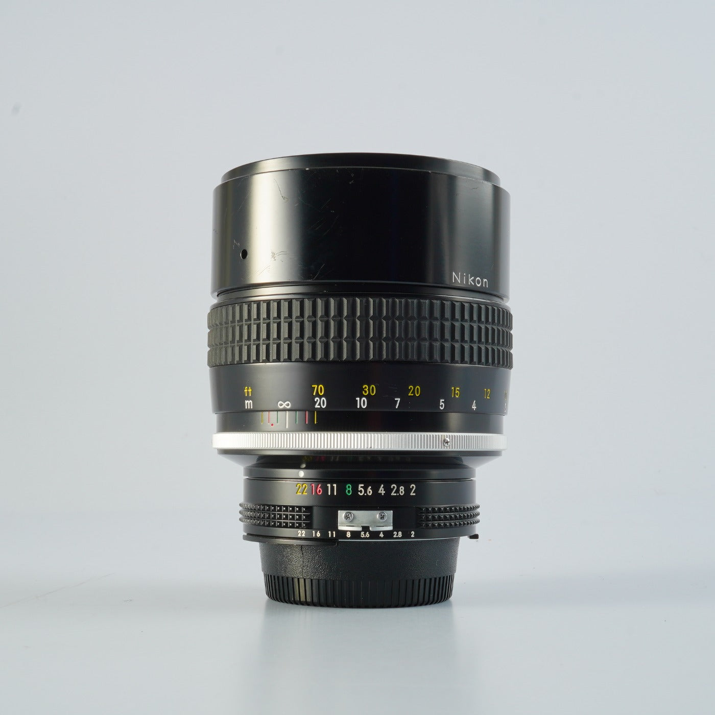 Nikon Ai NIKKOR 135mm F/2 単焦点レンズ