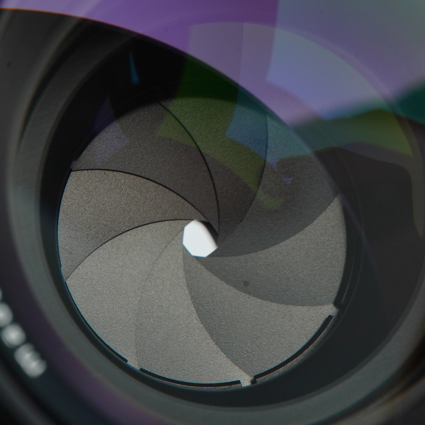 OLYMPUS OM-SYSTEM ZUIKO AUTO-T 200mm F/4 単焦点レンズ