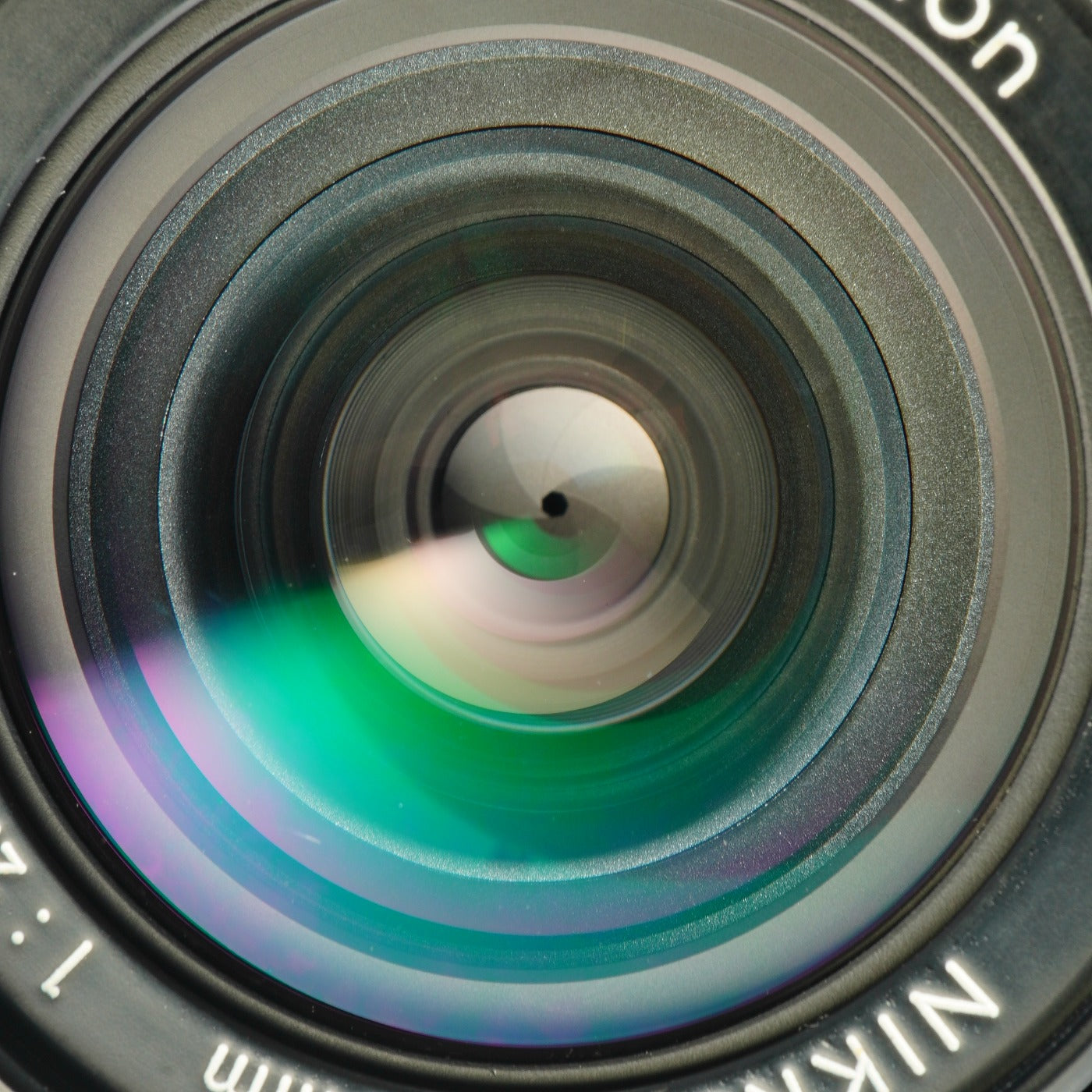 Nikon Ai-S NIKKOR 28mm F/2.8 単焦点レンズ