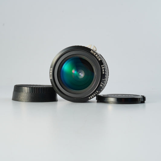 Nikon Ai Nikkor 28mm F/2.8 単焦点レンズ