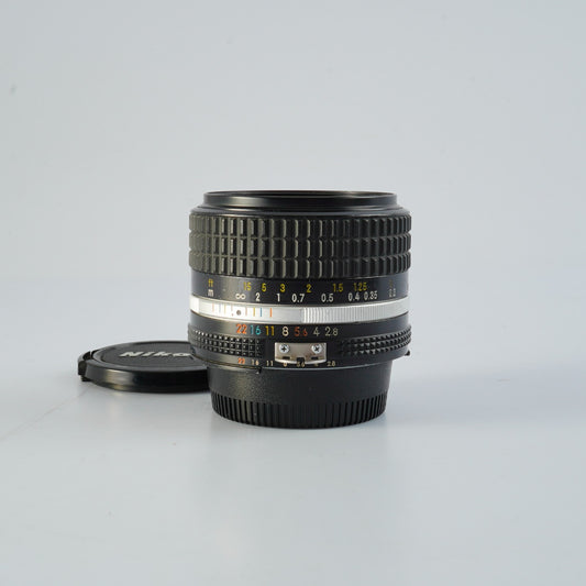 Nikon Ai-S NIKKOR 28mm F/2.8 単焦点レンズ