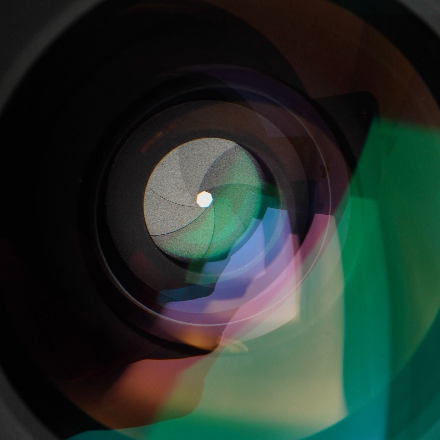 Nikon Ai-S NIKKOR 24mm F/2.8 単焦点レンズ