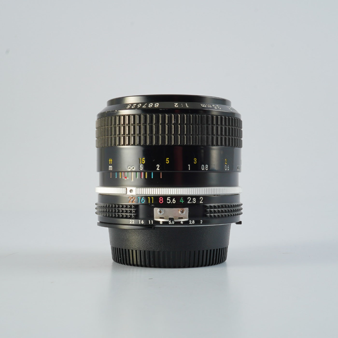 Nikon Ai Nikkor 35mm F/2 単焦点レンズ