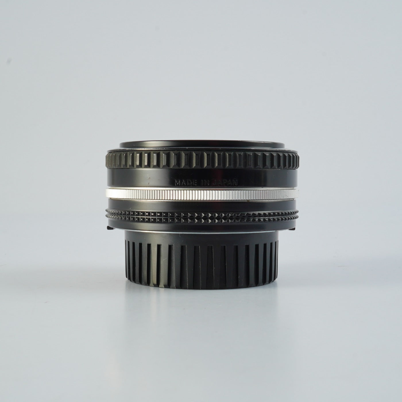 Nikon NIKKOR 50mm F/1.8 Ai-S 単焦点レンズ