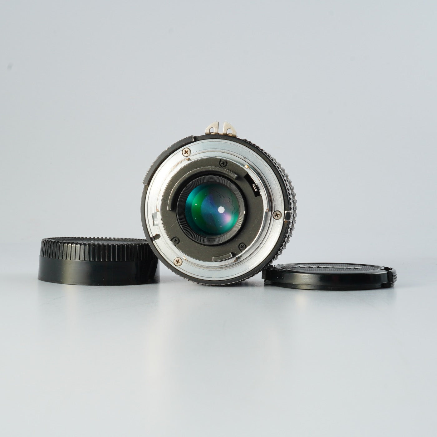 Nikon Nikkor Ai-s 35mm f/2.8 単焦点レンズ Nikon Ai-S NIKKOR 35mm F/2.8 単焦点レンズ – 山田写真機店