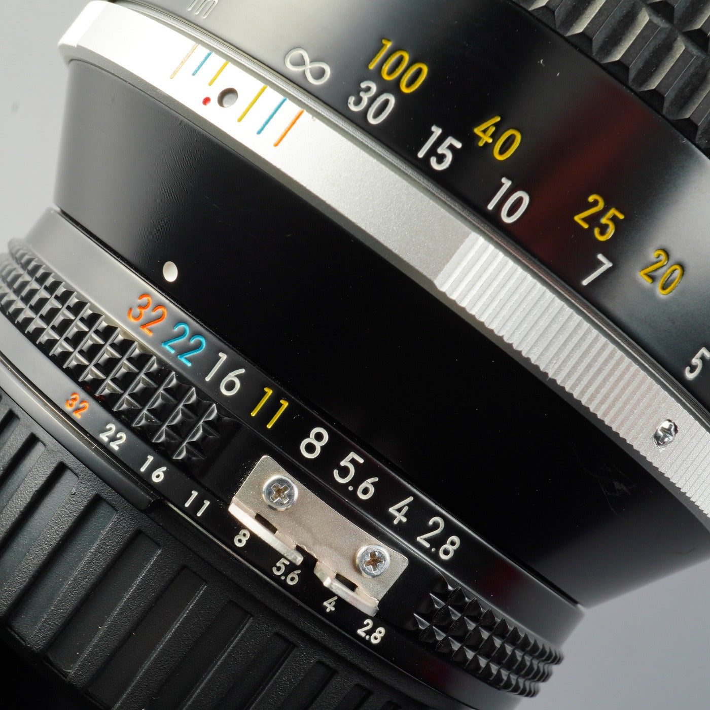 Nikon Ai-S NIKKOR ED 180mm F/2.8 単焦点レンズ