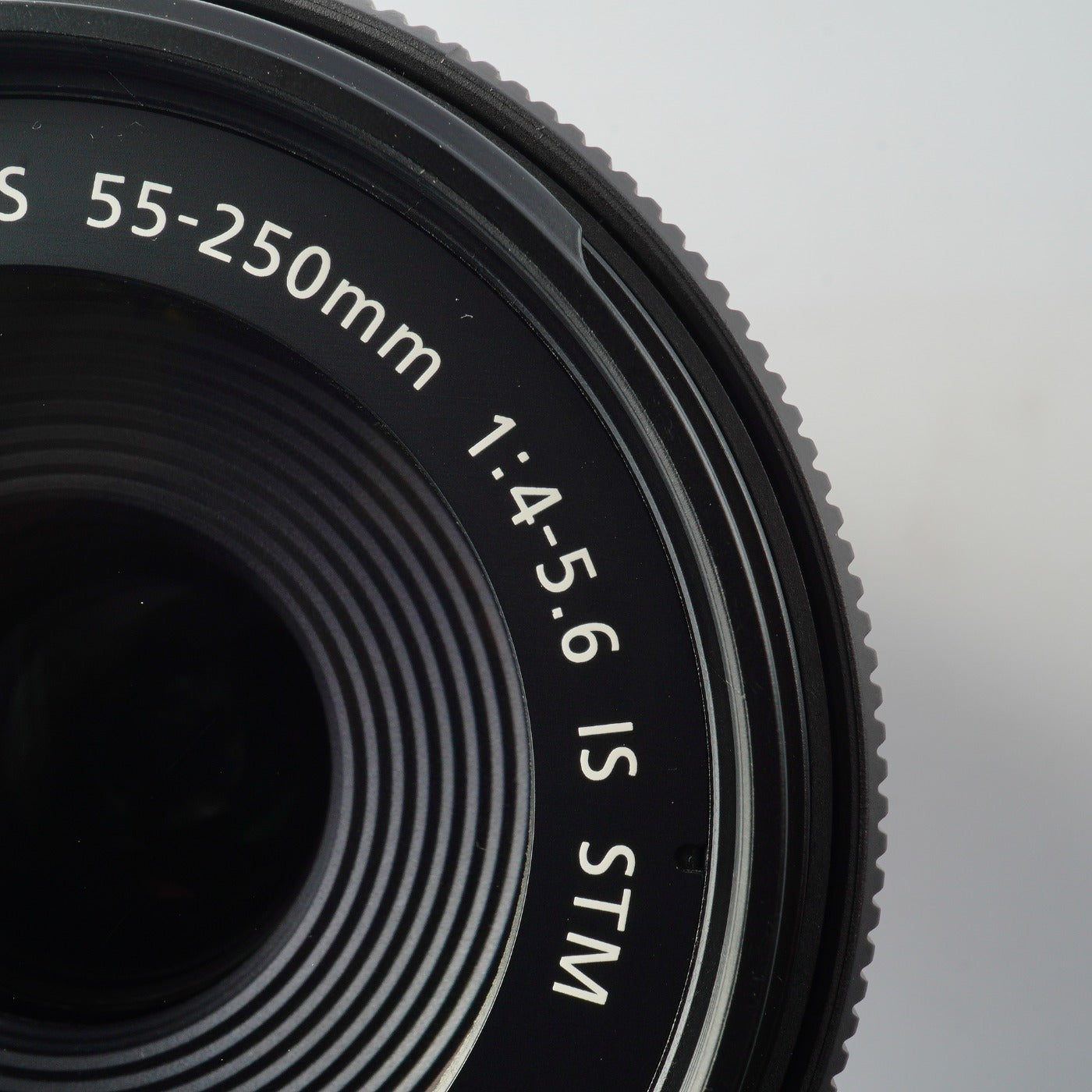 Canon EF-S 55-250mm F/4-5.6 IS STM ズームレンズ