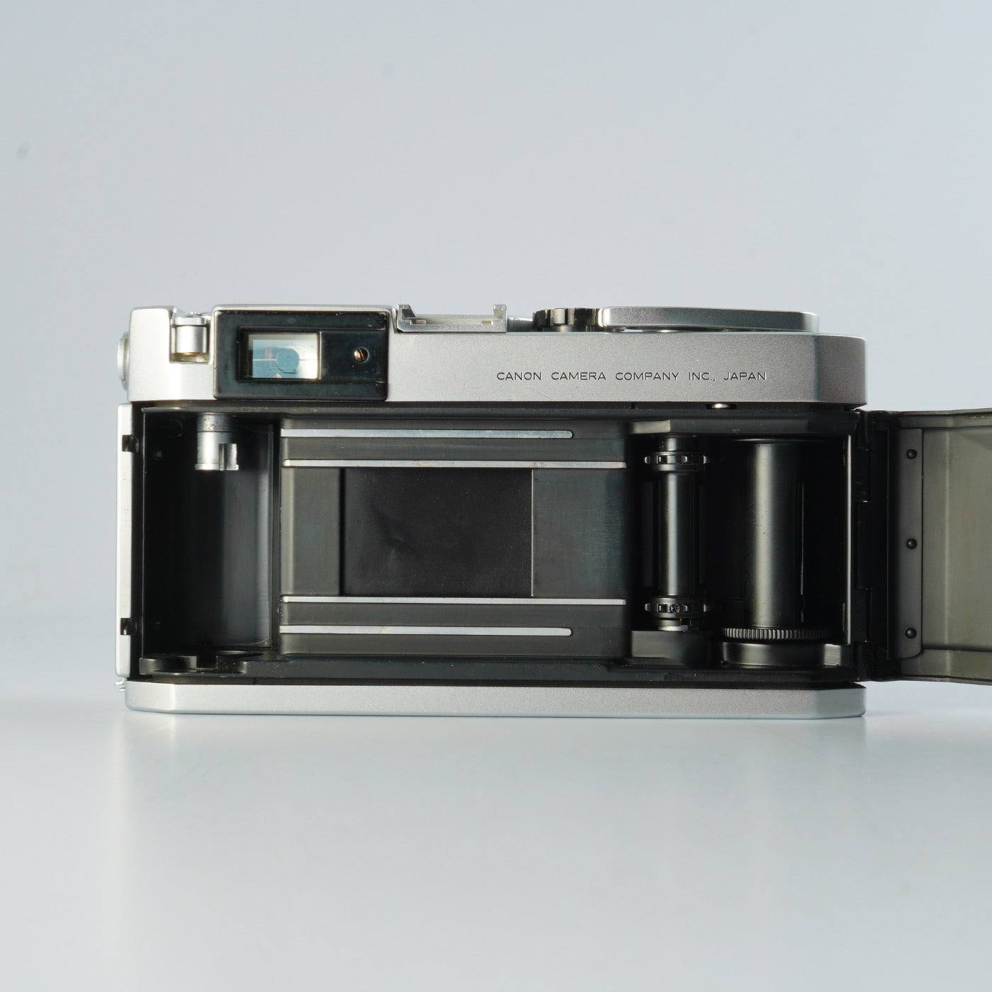 【Serviced & Tested】 Canon P レンジファインダーフィルムカメラ