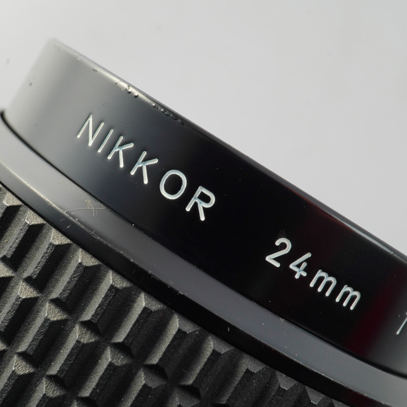 Nikon Ai-S NIKKOR 24mm F/2 単焦点レンズ