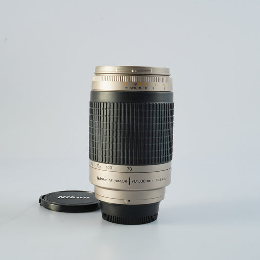 Nikon AF NIKKOR 70-300mm F/4-5.6 G Silver ズームレンズ