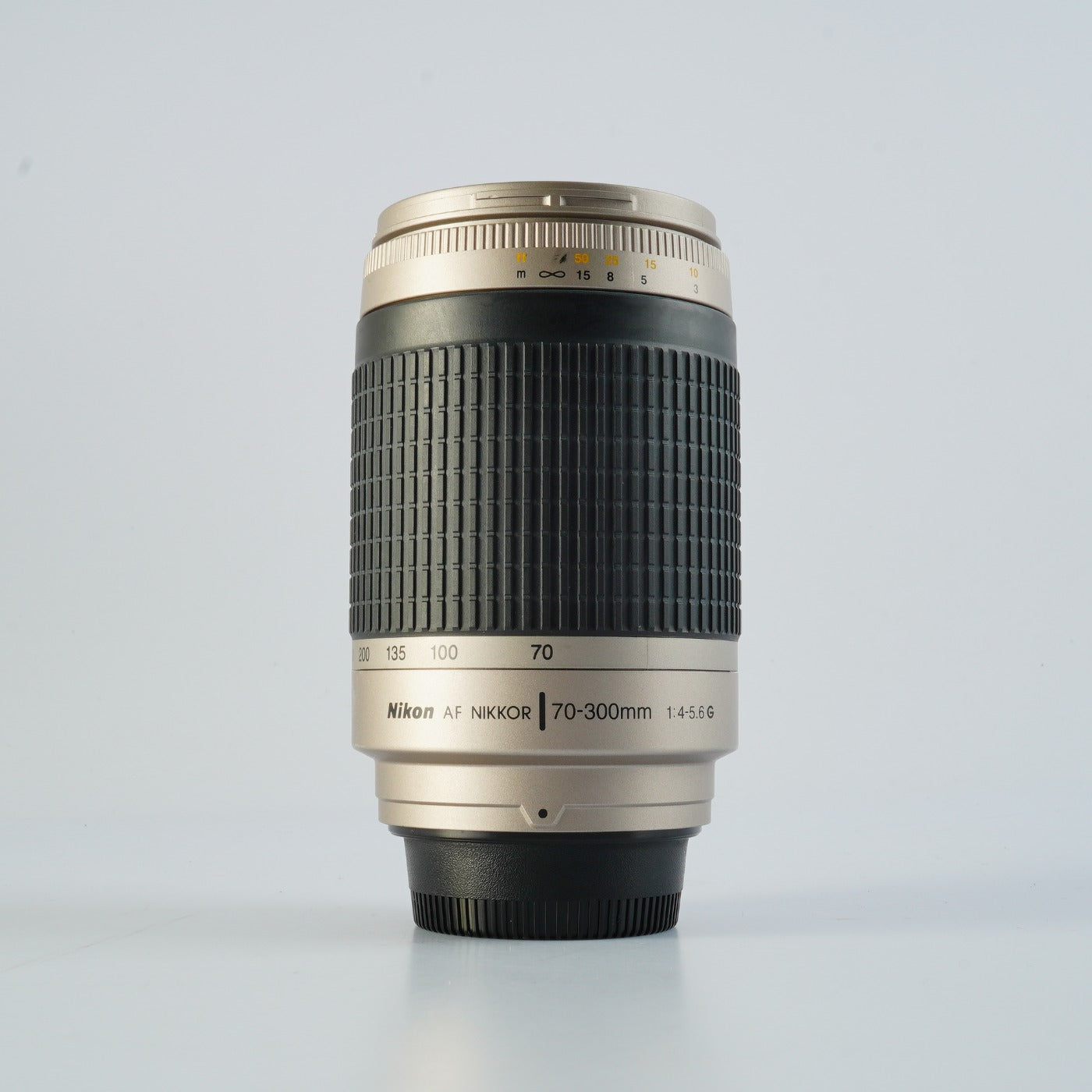 Nikon AF NIKKOR 70-300mm F/4-5.6 G Silver ズームレンズ – 山田写真機店