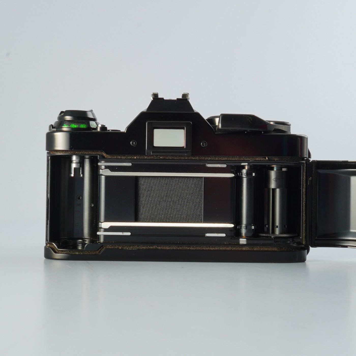 【CLA’d】 Canon AE-1 Program Black + FD 50mm F/1.4 S.S.C. MF フィルム一眼レフカメラ