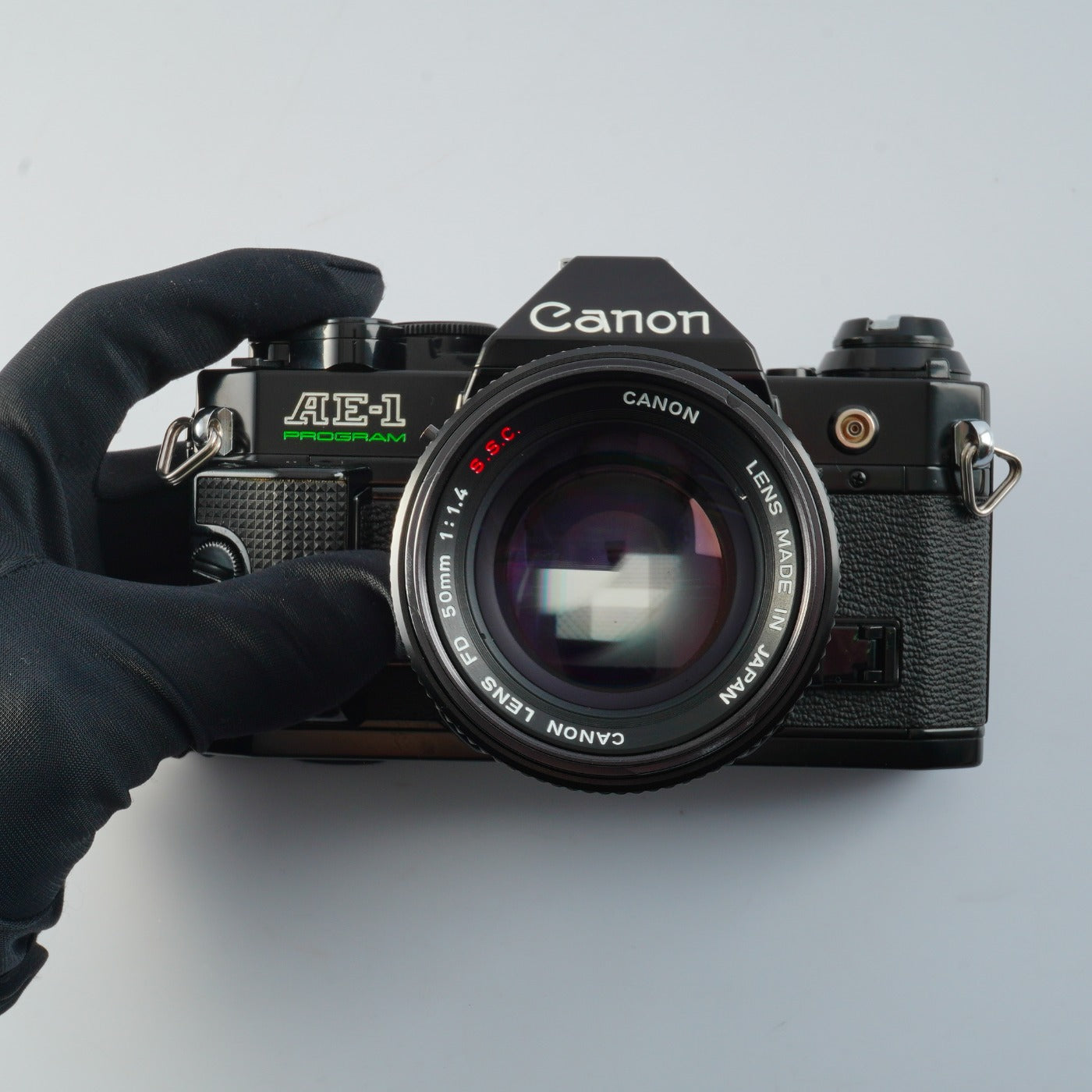 CANON AE-1 program FD 50mm 1:1.4 現状品 CLA'd】 Canon AE-1 Program Black + FD 50mm F/1.4 S.S.C. MF
