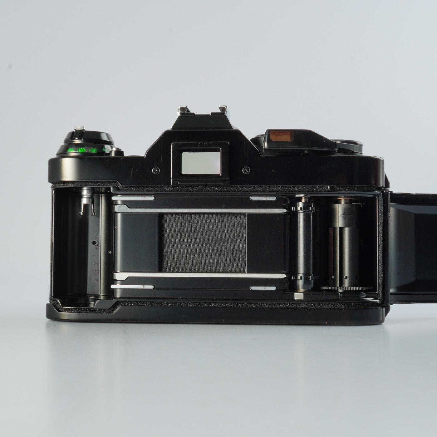 【CLA’d】 Canon AE-1 Program Black + FD 50mm F/1.4 S.S.C. MF フィルム一眼レフカメラ