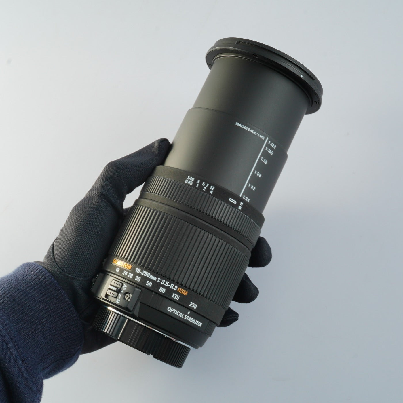 SIGMA 18-250mm F/3.5-6.3 DC OS HSM (Nikon F用) ズームレンズ – 山田