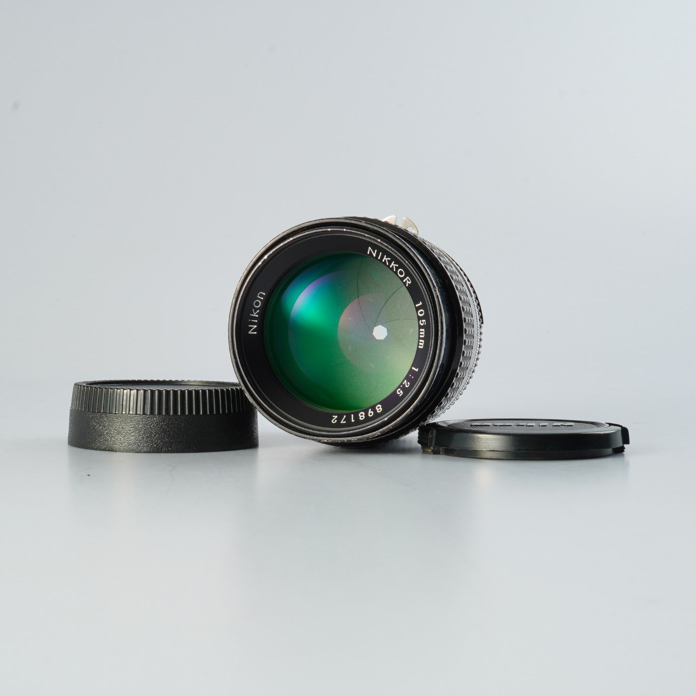 Nikon Ai-S Nikkor 105mm F/2.5 単焦点レンズ