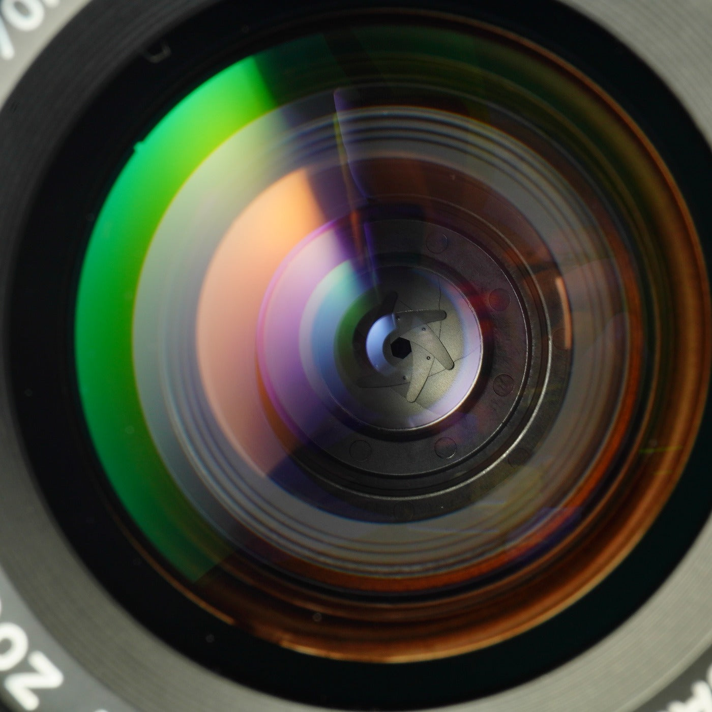 Canon FD 35-70mm F/4 ズームレンズ