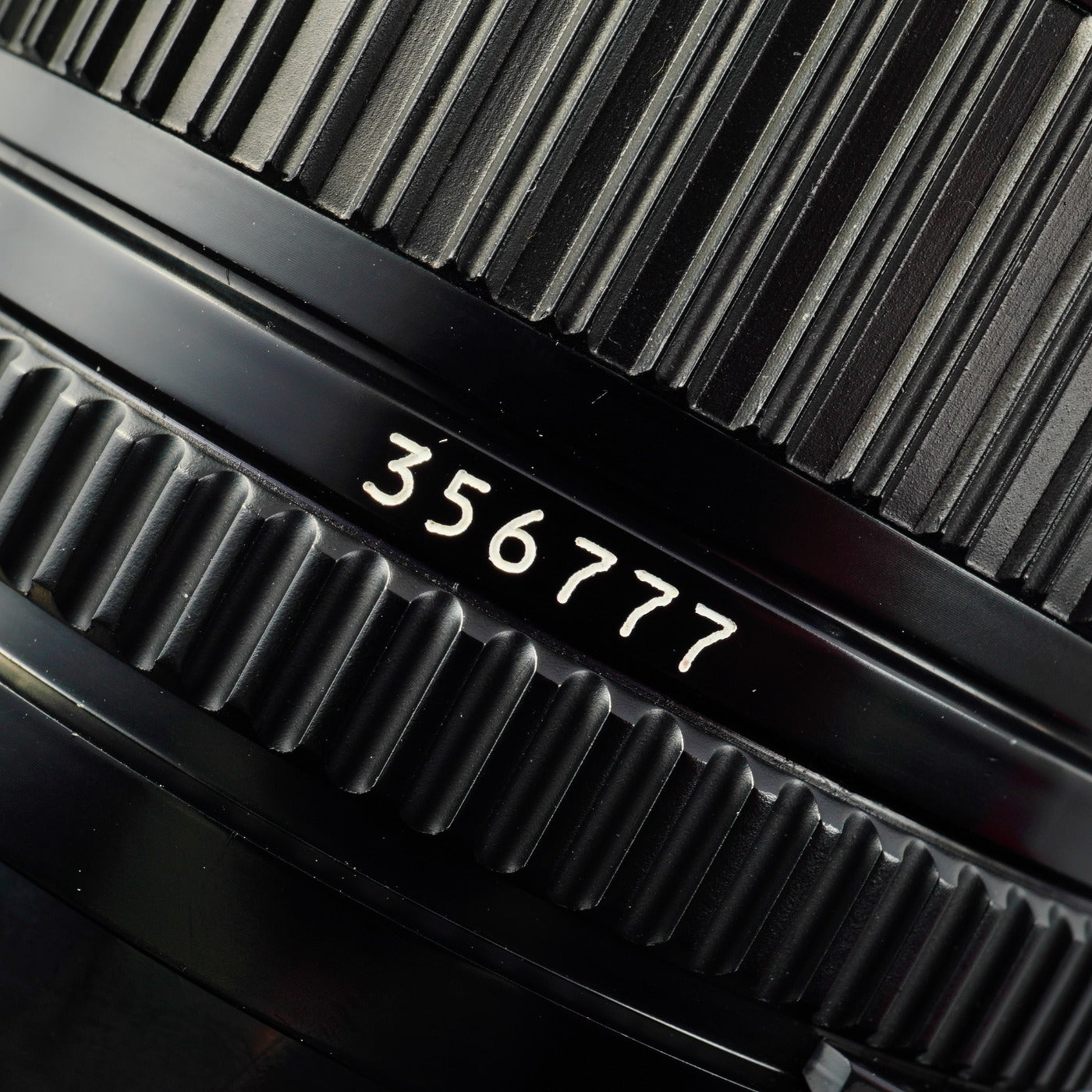 Canon FD 35-70mm F/4 ズームレンズ