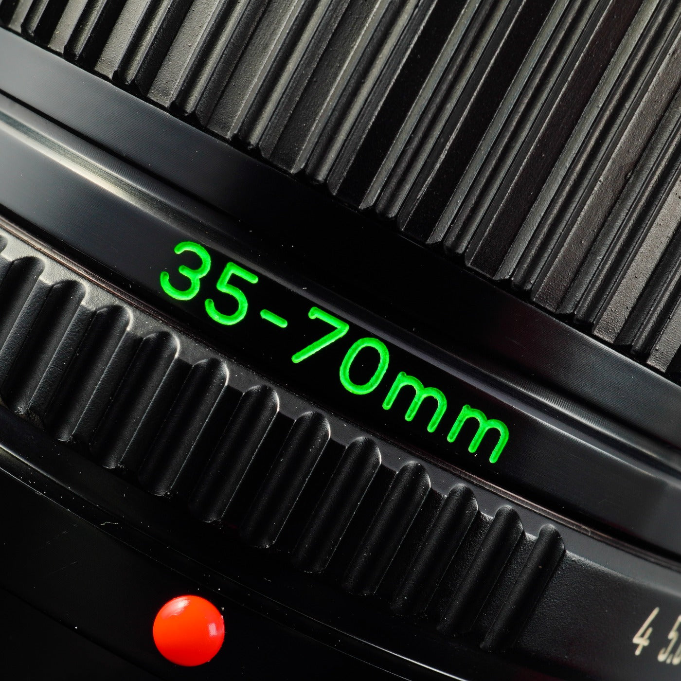 Canon FD 35-70mm F/4 ズームレンズ