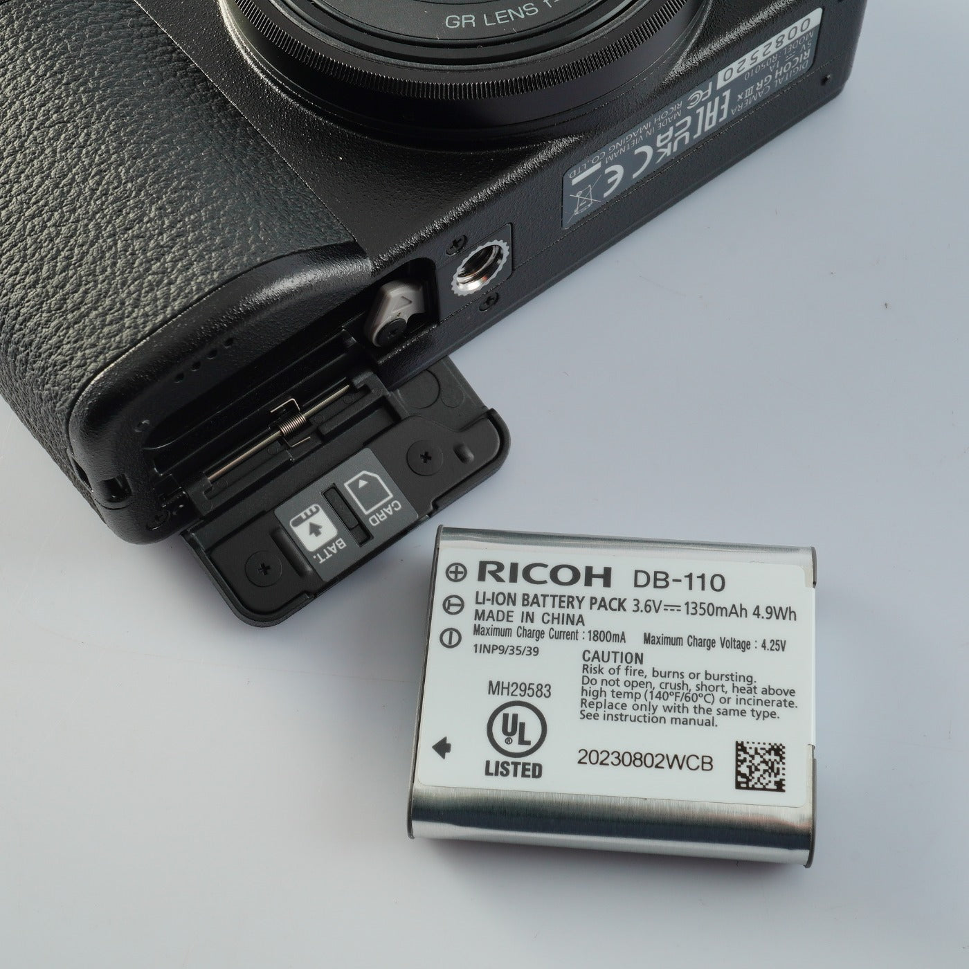 Ricoh GR IIIx 26.1mm F/2.8 コンパクトデジタルカメラ