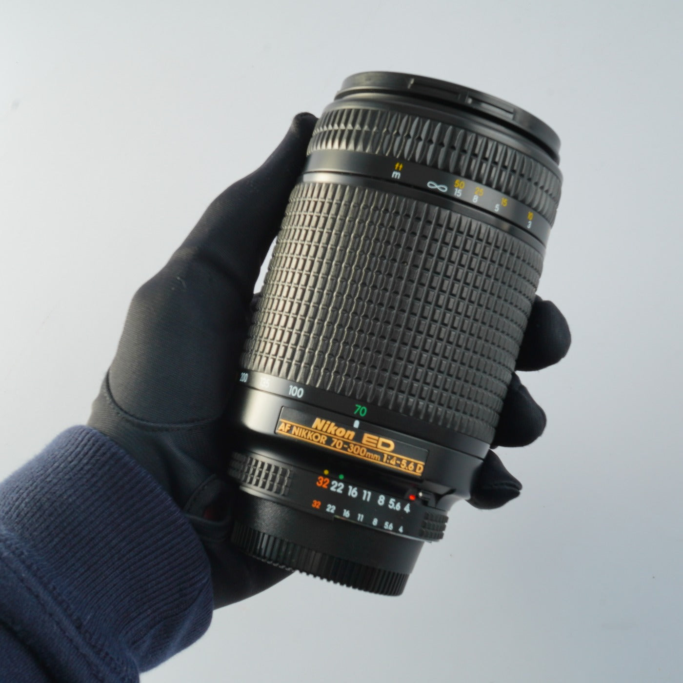 Nikon AF NIKKOR 70-300mm F/4-5.6 D ED ズームレンズ
