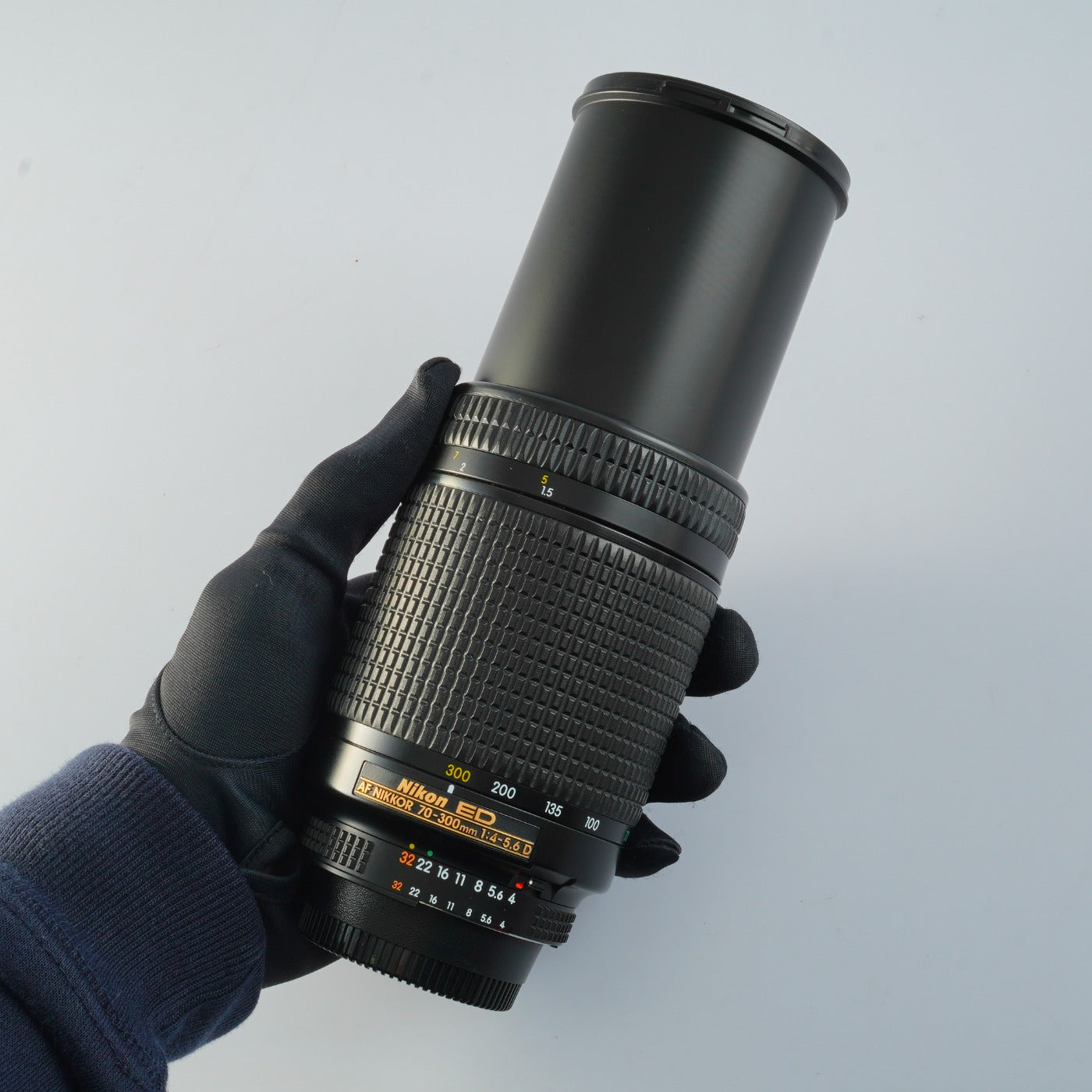 Nikon AF NIKKOR 70-300mm F/4-5.6 D ED ズームレンズ