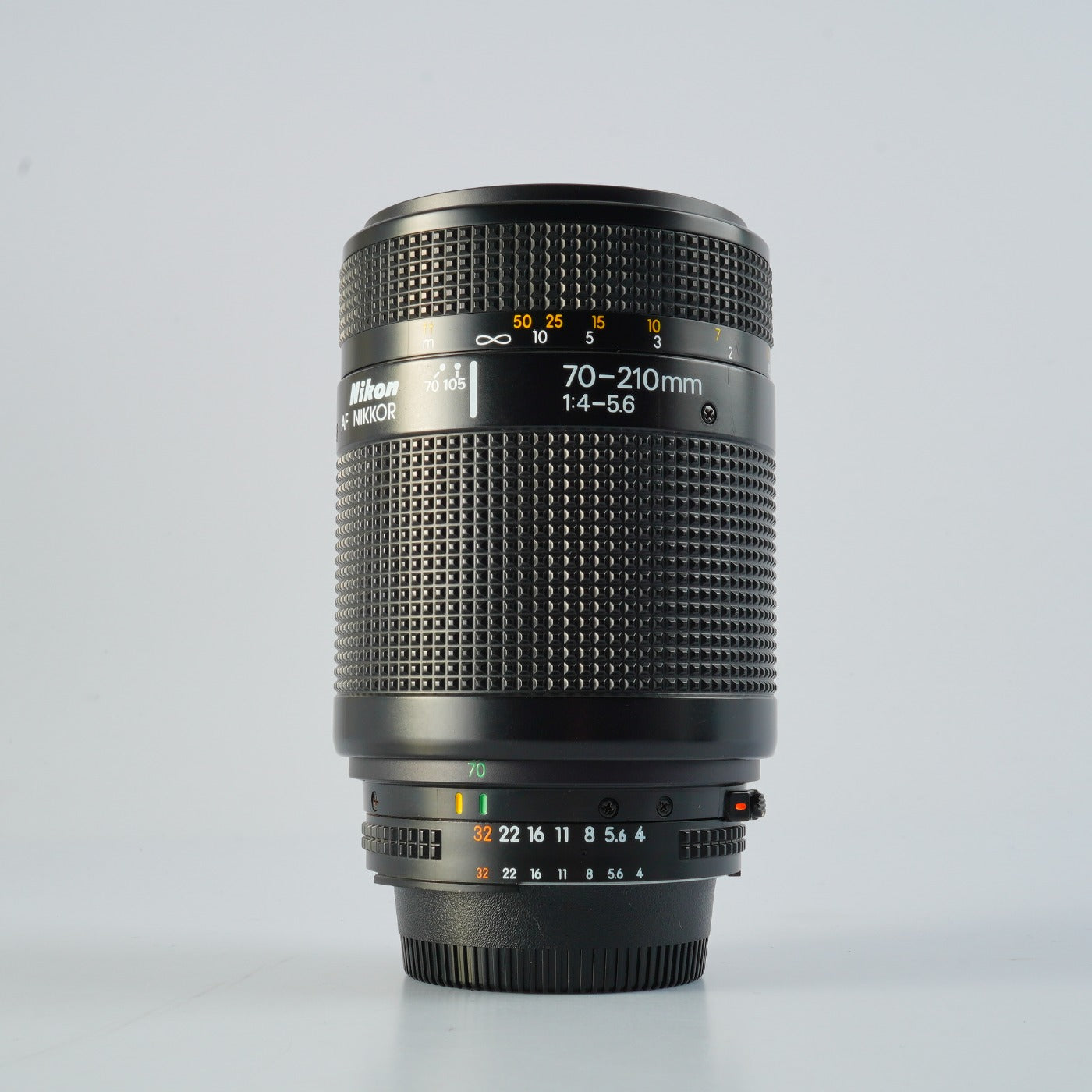 Nikon AF NIKKOR 70-210mm F/4-5.6 ズームレンズ