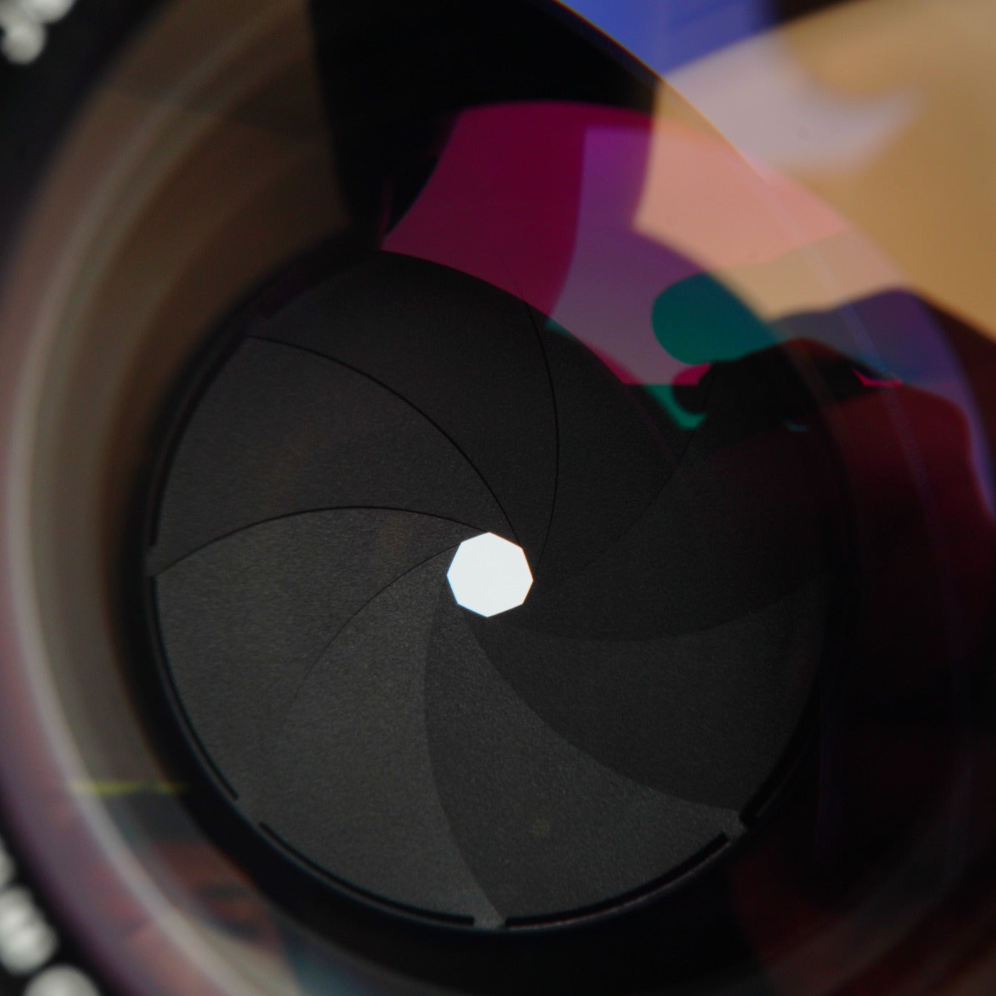 OLYMPUS OM-SYSTEM ZUIKO MC AUTO-T 200mm F/4 単焦点レンズ