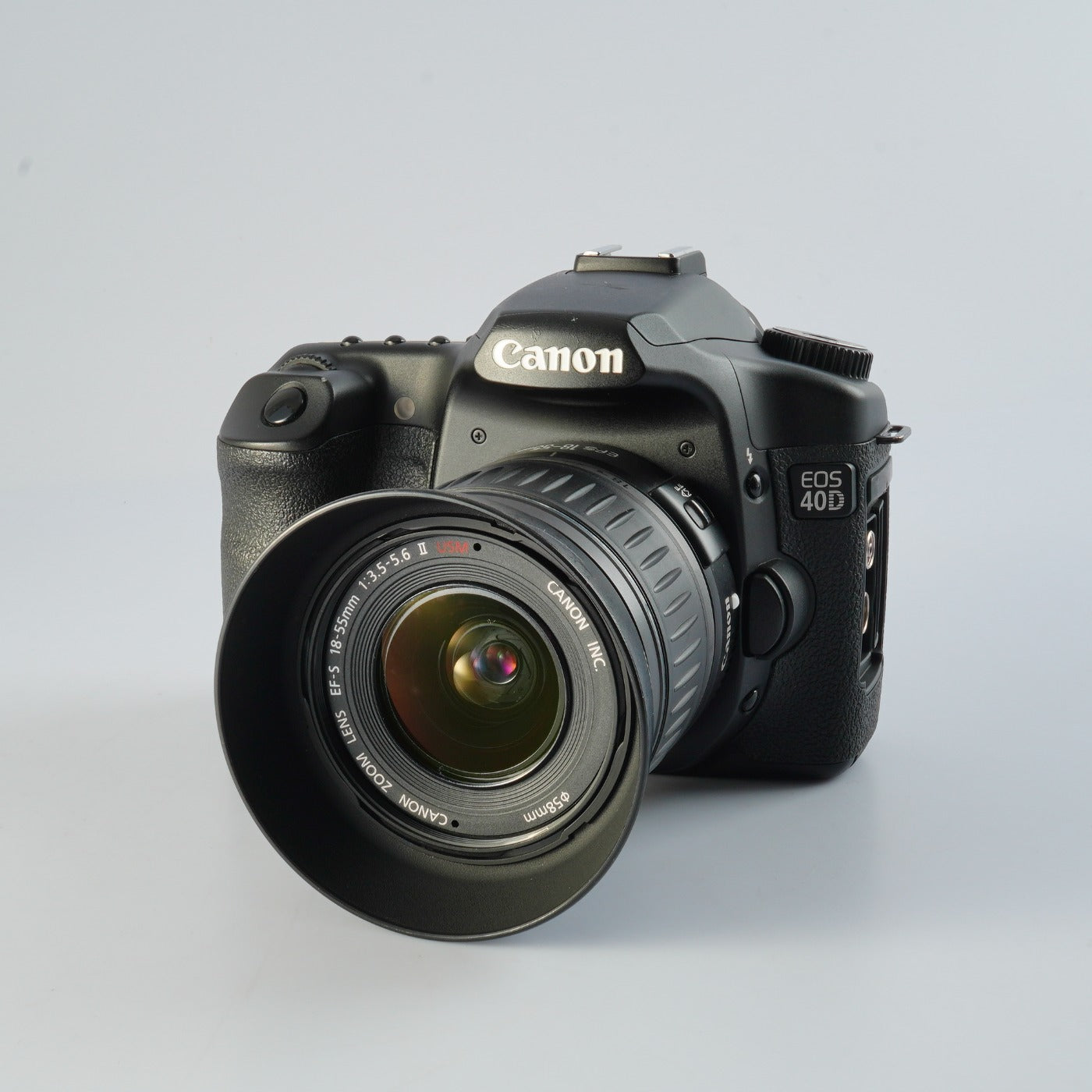 Canon EOS 40D + EF-S 18-55mm F/3.5-5.6 Ⅱ USM + CF 2GB デジタル一眼レフカメラ