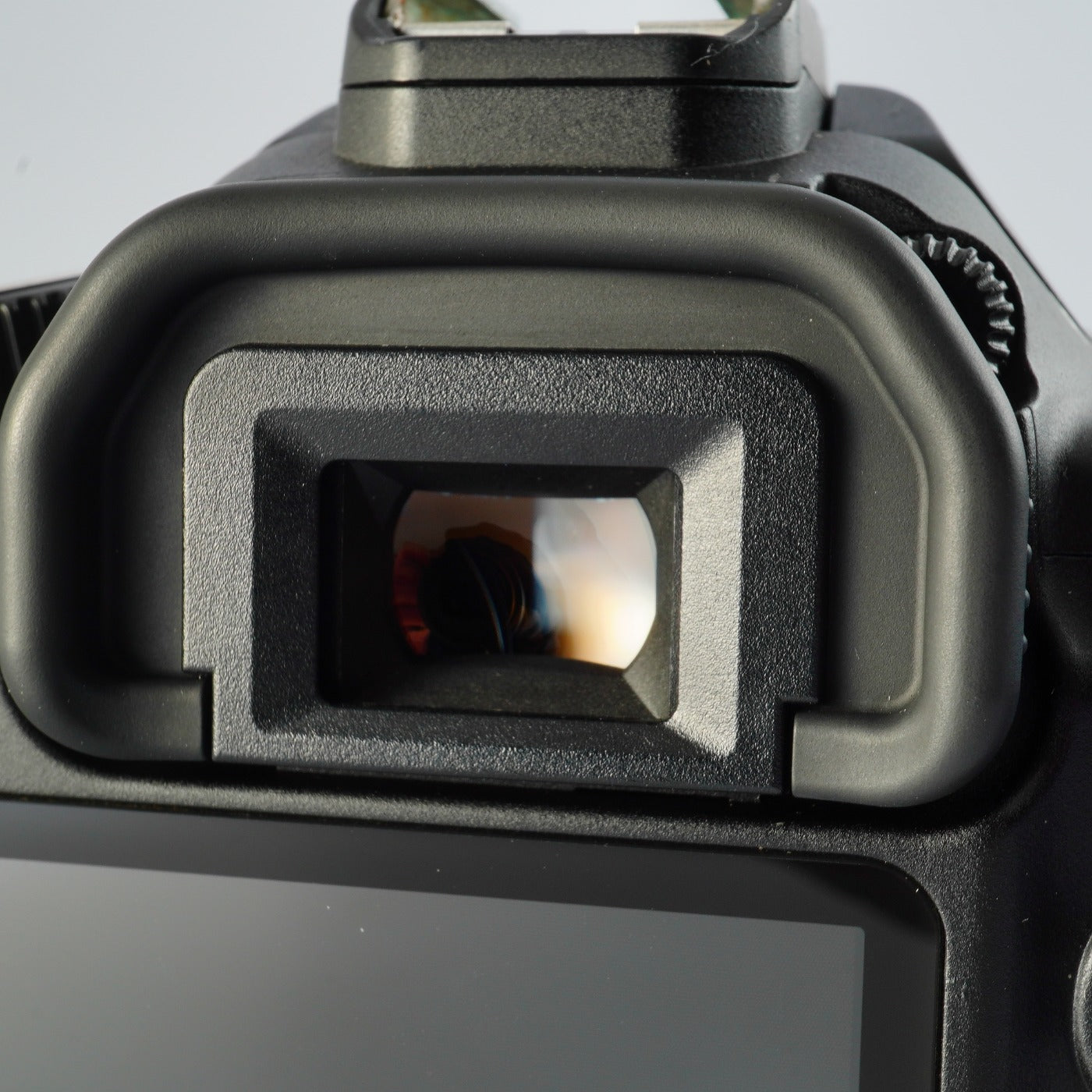 Canon EOS 40D + EF-S 18-55mm F/3.5-5.6 Ⅱ USM + CF 2GB デジタル一眼レフカメラ