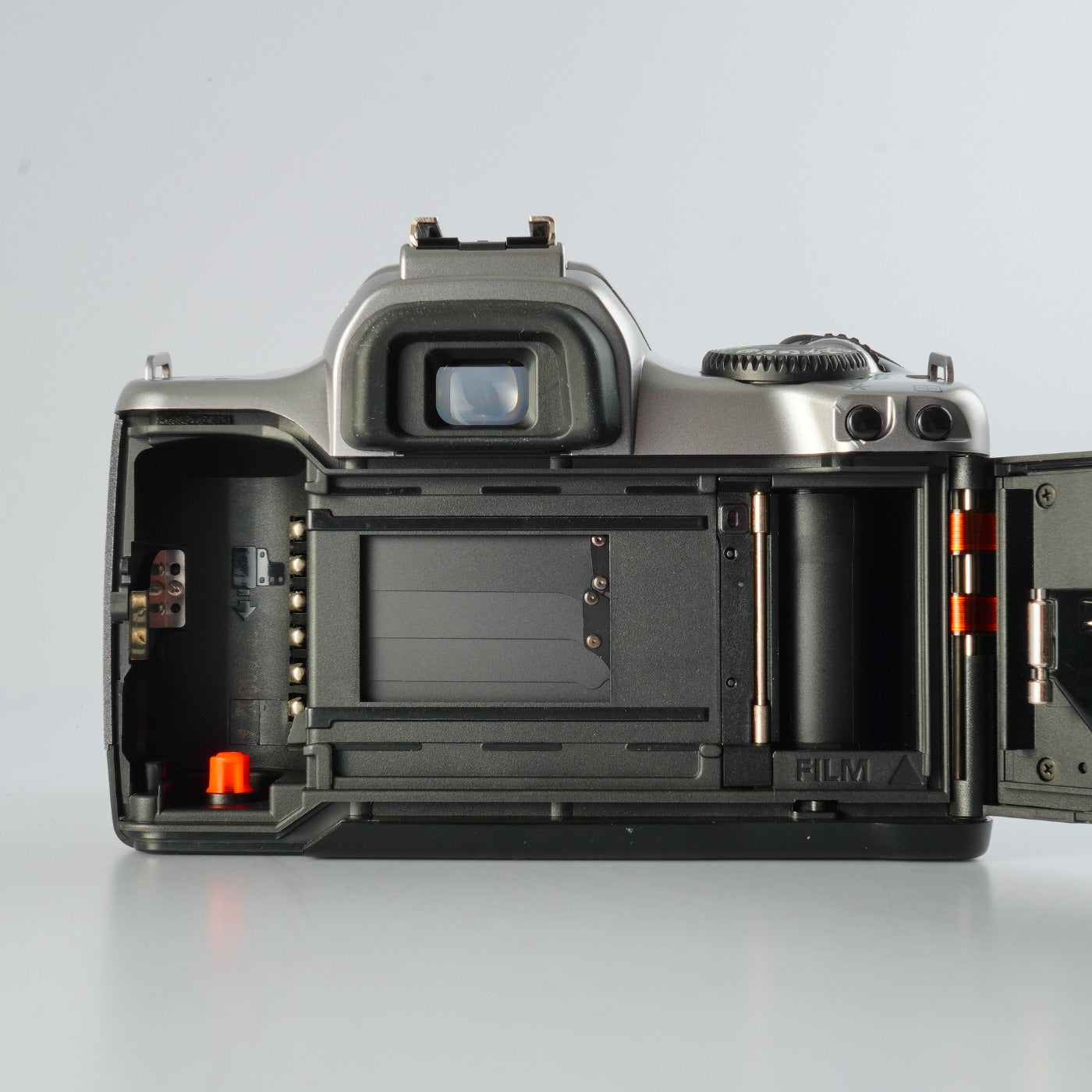 Canon EOS Kiss Lite (Rebel K2) + EF 28-80mm F/3.5-5.6 V USM AF フィルム一眼レフカメラ