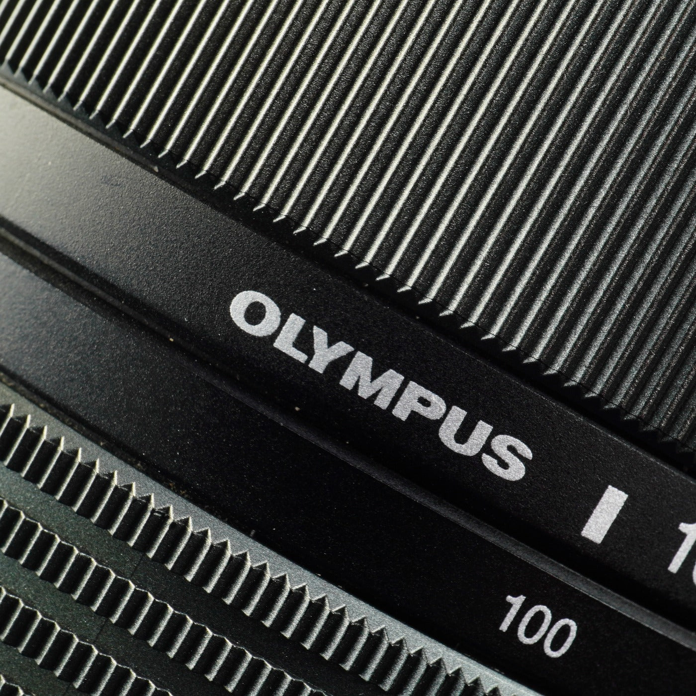 OLYMPUS M.ZUIKO DIGITAL ED 100-400mm F/5.0-6.3 IS ズームレンズ