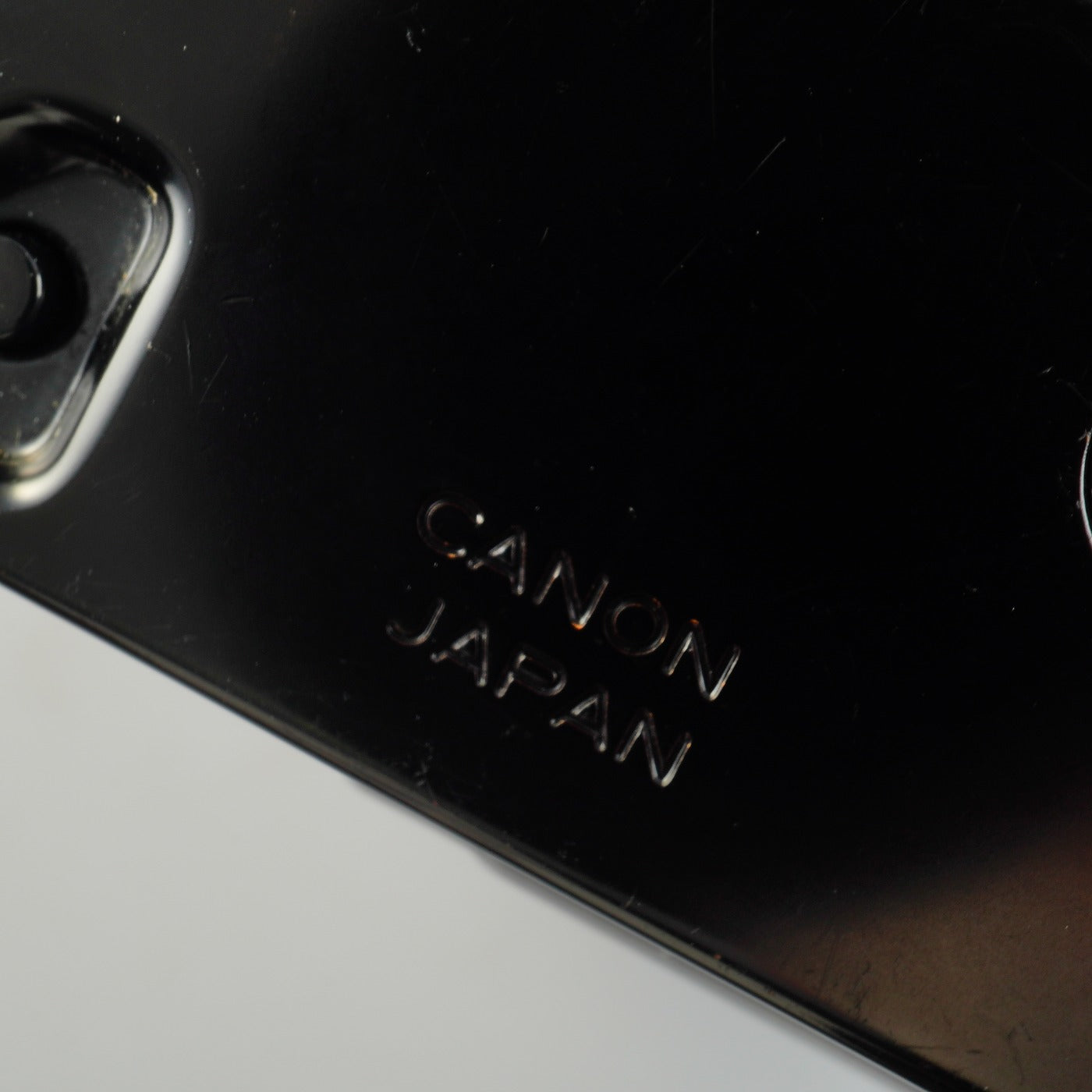 【CLA’d】 Canon AE-1 Program Black + NEW FD 50mm F/1.4 MF フィルム一眼レフカメラ