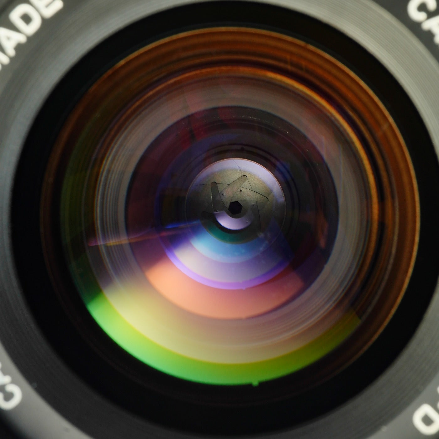 Canon FD 35-70mm F/4 ズームレンズ