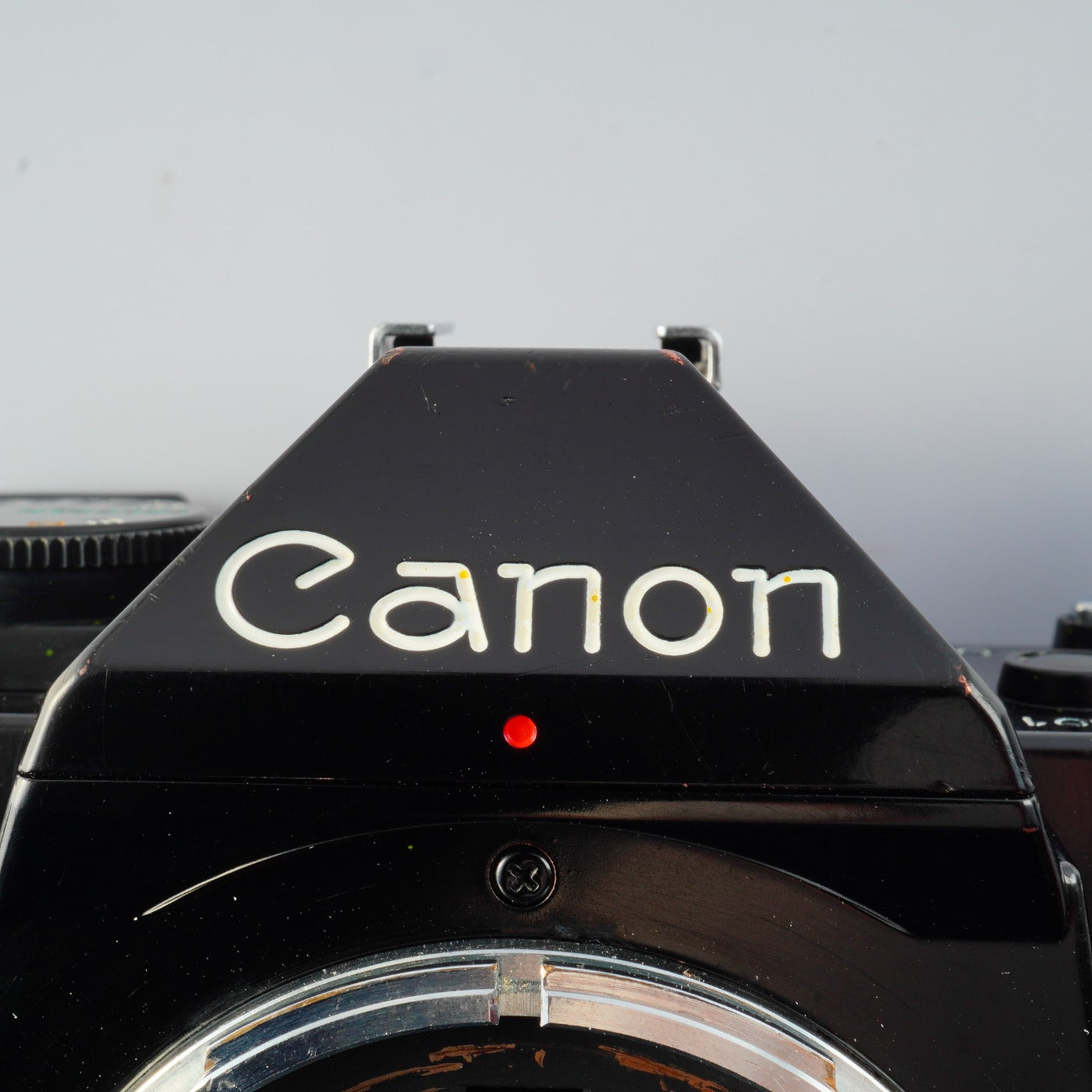 【CLA’d】 Canon AE-1 Program Black + NEW FD 50mm F/1.4 MF フィルム一眼レフカメラ