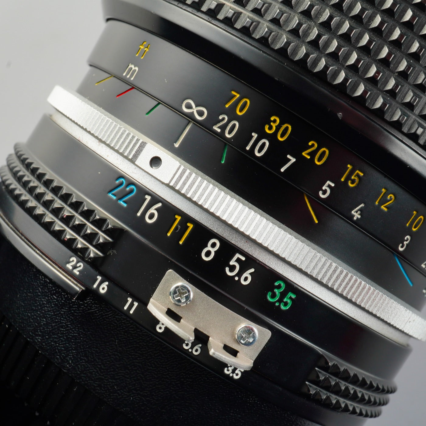 Nikon Ai Zoom-NIKKOR 43-86mm F/3.5 ズームレンズ