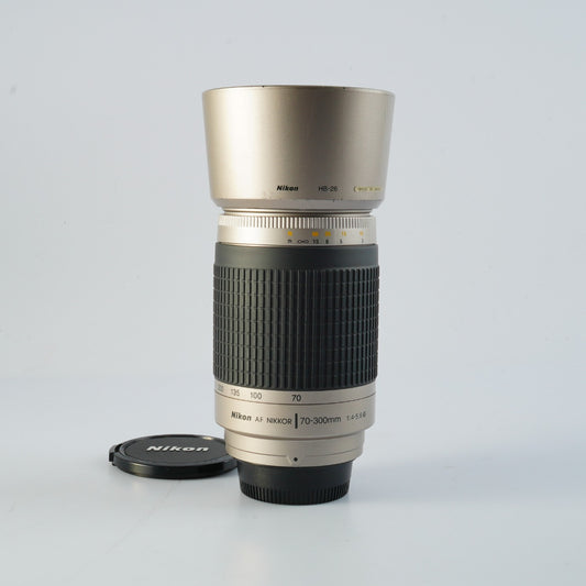 Nikon AF NIKKOR 70-300mm F/4-5.6 G Silver ズームレンズ