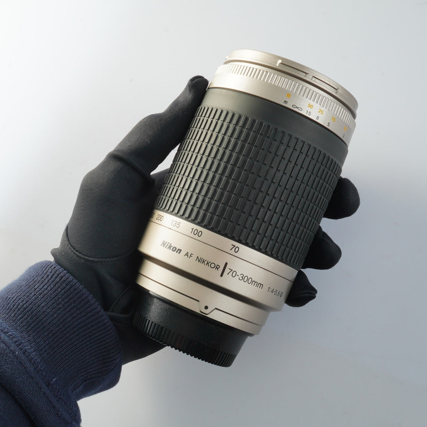 Nikon AF NIKKOR 70-300mm F/4-5.6 G Silver ズームレンズ