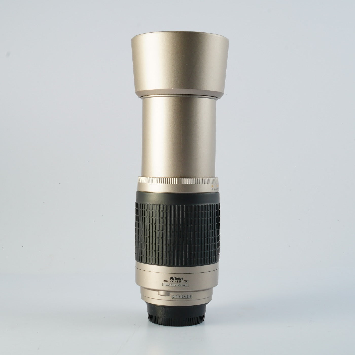 Nikon AF NIKKOR 70-300mm F/4-5.6 G Silver ズームレンズ