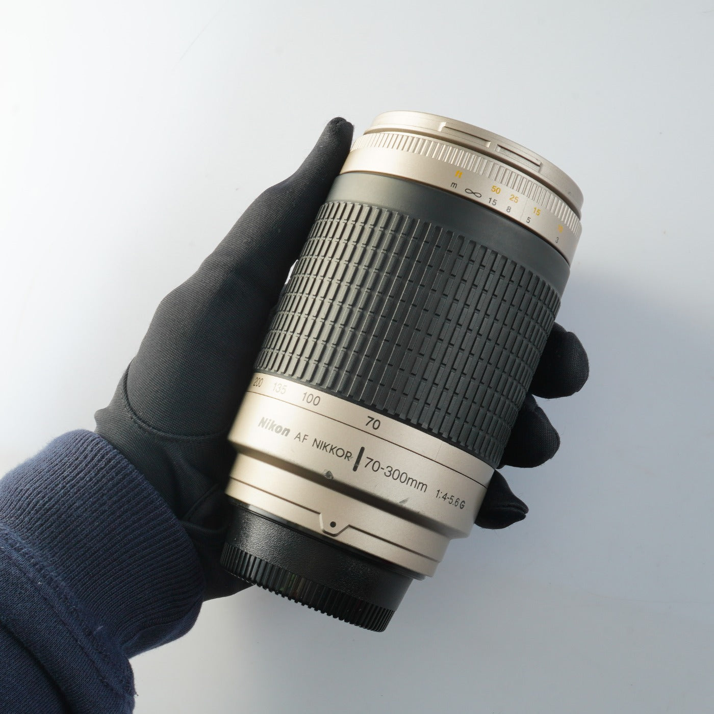 Nikon AF NIKKOR 70-300mm F/4-5.6 G Silver ズームレンズ