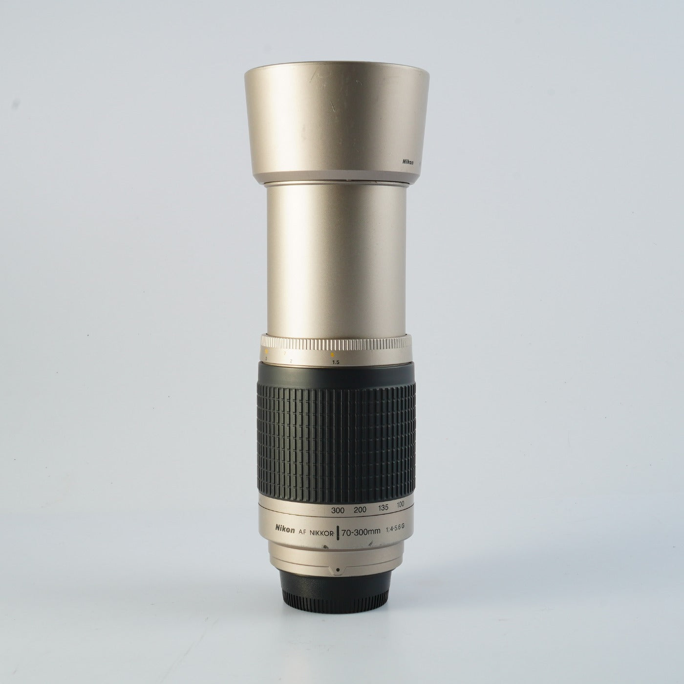 Nikon AF NIKKOR 70-300mm F/4-5.6 G Silver ズームレンズ