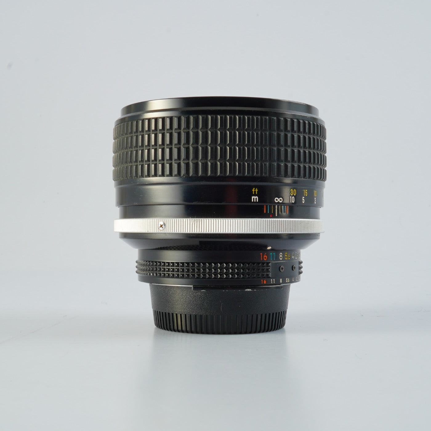 Nikon Ai-S Nikkor 85mm F/1.4 単焦点レンズ