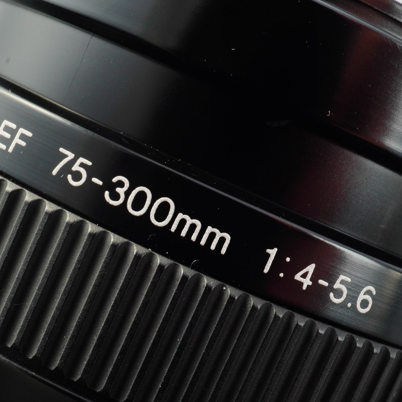 Canon EF 75-300mm F/4-5.6 USM ズームレンズ