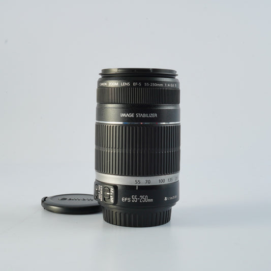 Canon EF-S 55-250mm F/4-5.6 IS ズームレンズ