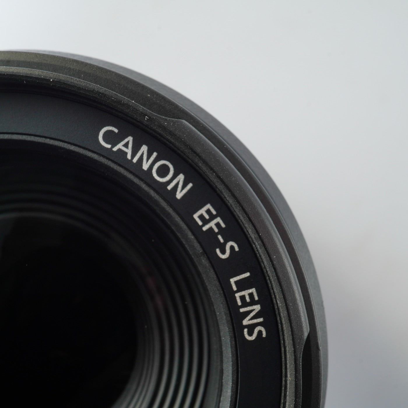 Canon EF-S 55-250mm F/4-5.6 IS ズームレンズ