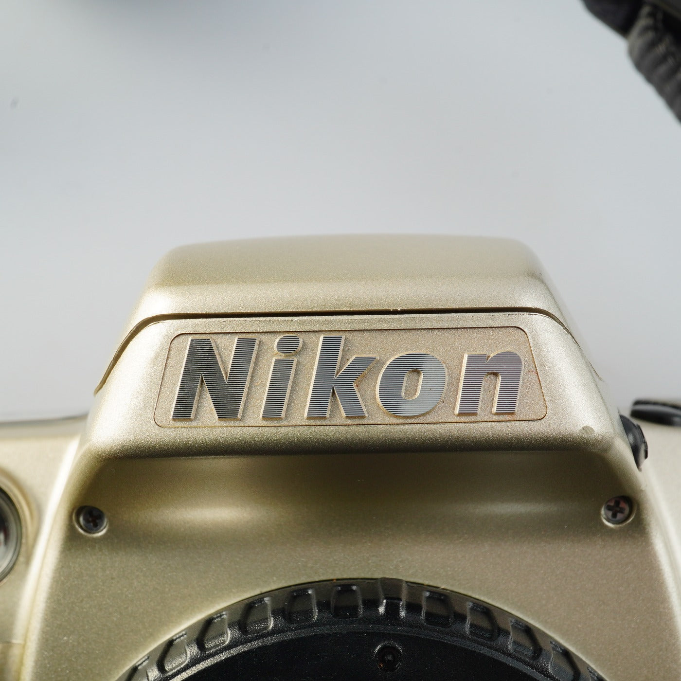 Nikon F60 (N60) + AF Nikkor 28-70mm F/3.5-4.5 D AF フィルム一眼レフカメラ