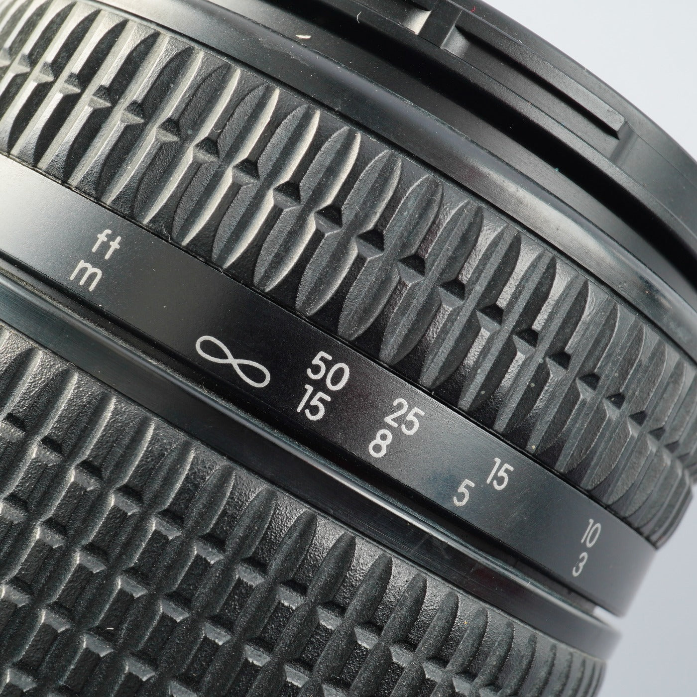 Nikon AF NIKKOR 70-300mm F/4-5.6 D ズームレンズ