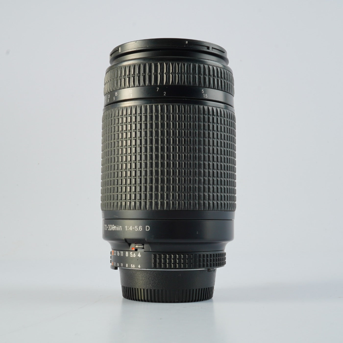 Nikon AF NIKKOR 70-300mm F/4-5.6 D ズームレンズ